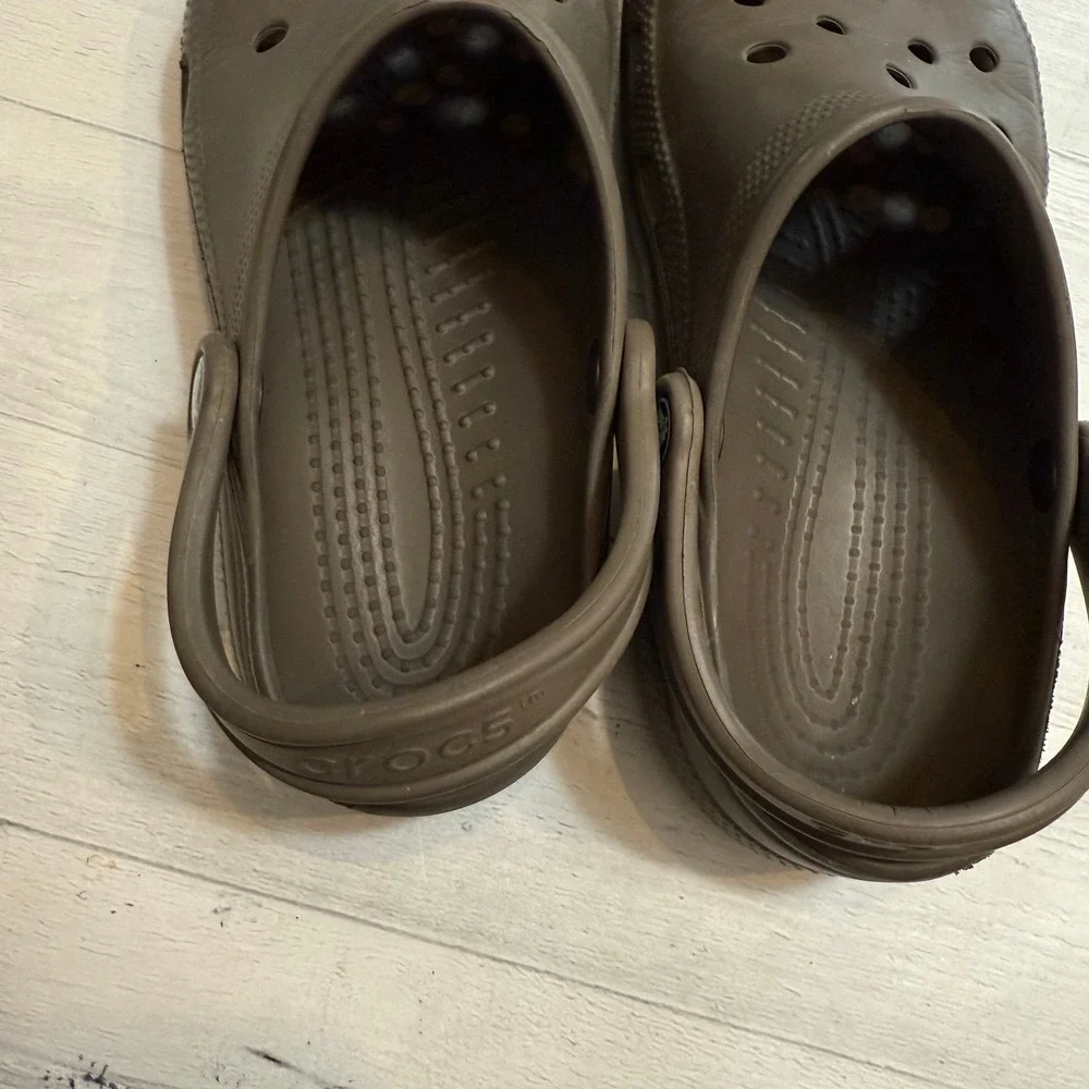 CROCS slip free guc